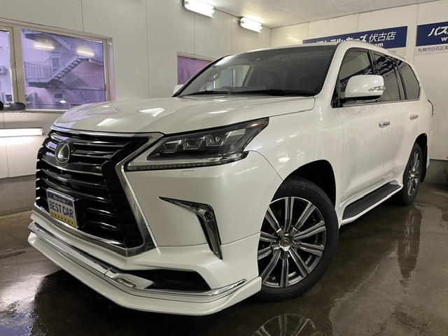 Lexus LX