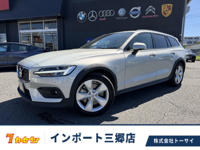 Volvo V60 Cross Country