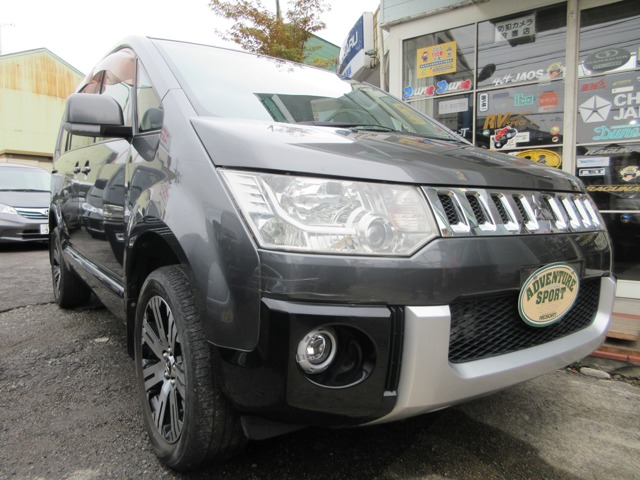 Mitsubishi Delica D:5