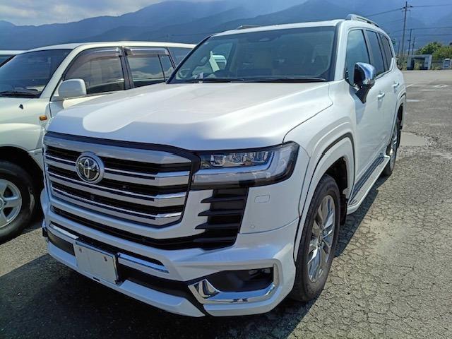 Toyota Land Cruiser 300