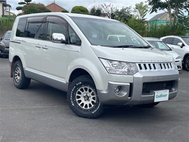 Mitsubishi Delica D:5