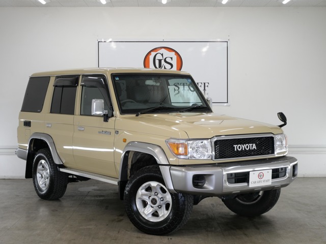 Toyota Land Cruiser 70