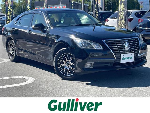 Toyota Crown Hybrid