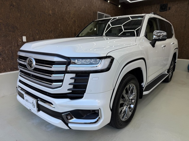 Toyota Land Cruiser 300