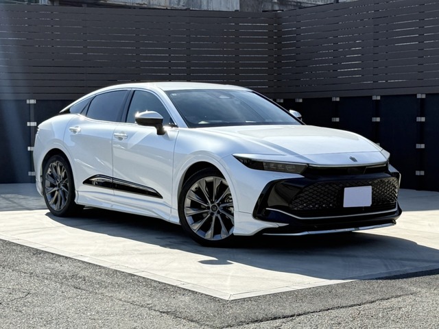 Toyota Crown Crossover