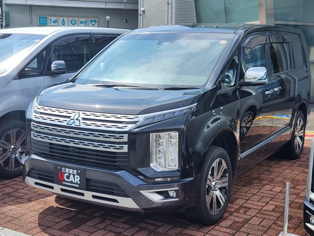 Mitsubishi Delica D:5